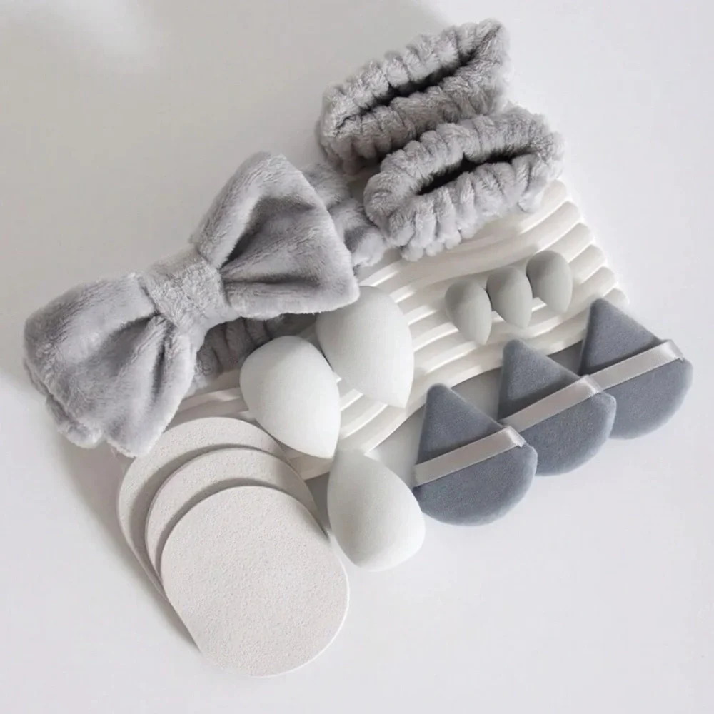 15 Pcs Makeup Tools - Picture 4 of 5